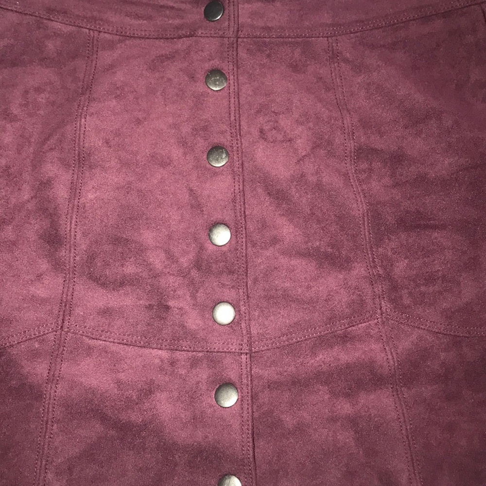 AEO Faux Suede Snap Front Scalloped Mini Skirt